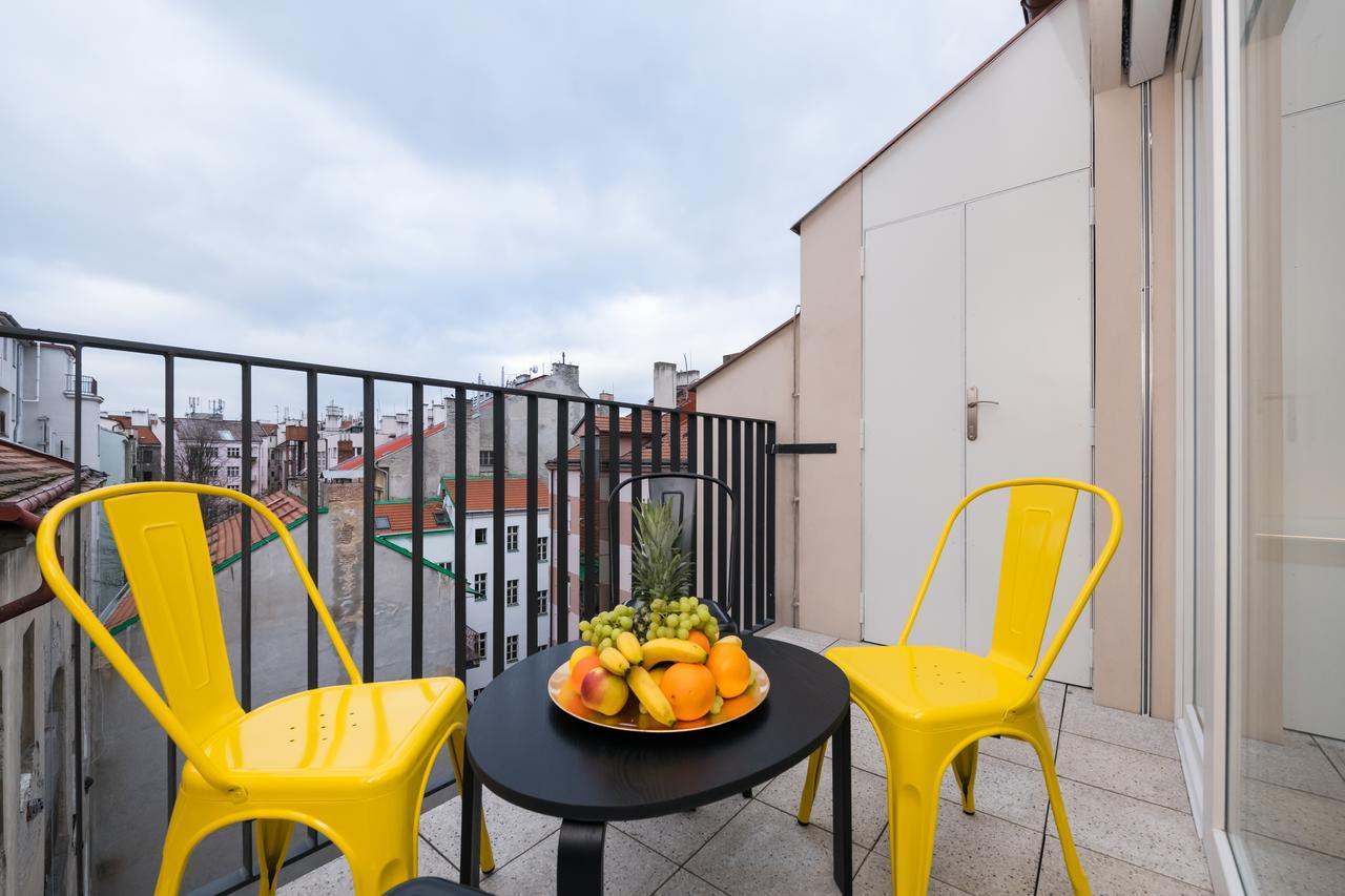 Love To Live Apartments 프라하 외부 사진